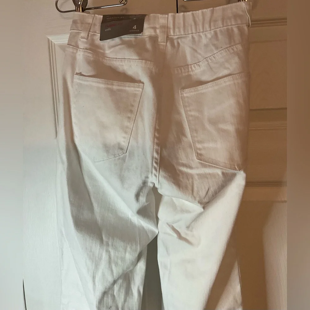 Christopher & Banks White Signature Slimming White Classic Fit Pants Size 4 New‎